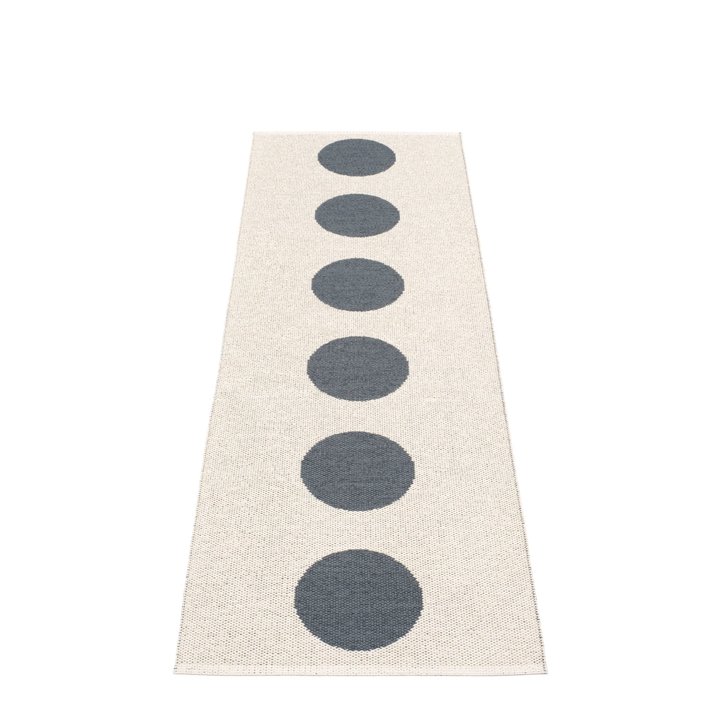 Pappelina Rug Vera Granit 70x225 back