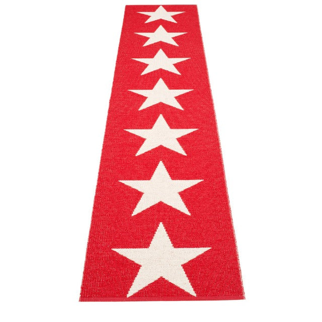 Pappelina-viggo-one-rug-red-70x50