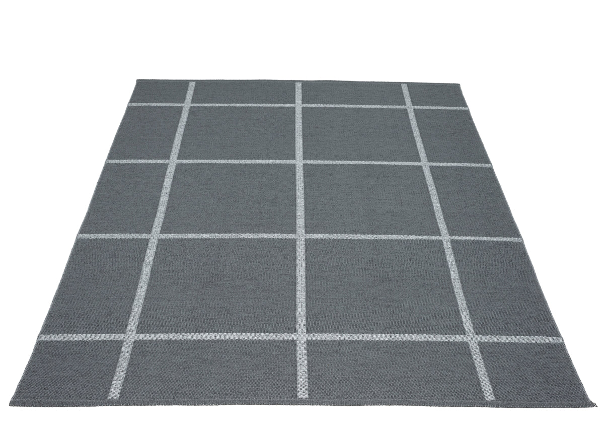 Pappelina-ada-rug-granit