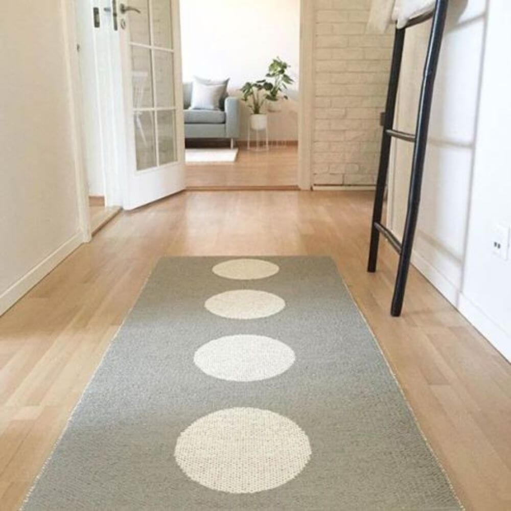 Pappelina Rug Vera Charcoal