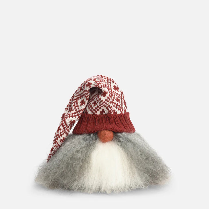 AsaTomtebod-santa-valter-red-knitted-cap