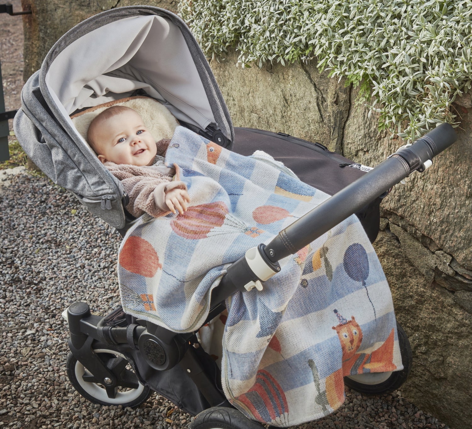 Ekelund-new-arrival-blanket-70x75