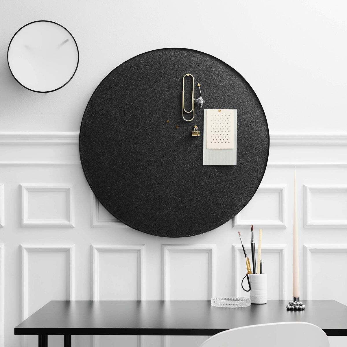 Gejst-momentt-wall-clock-white