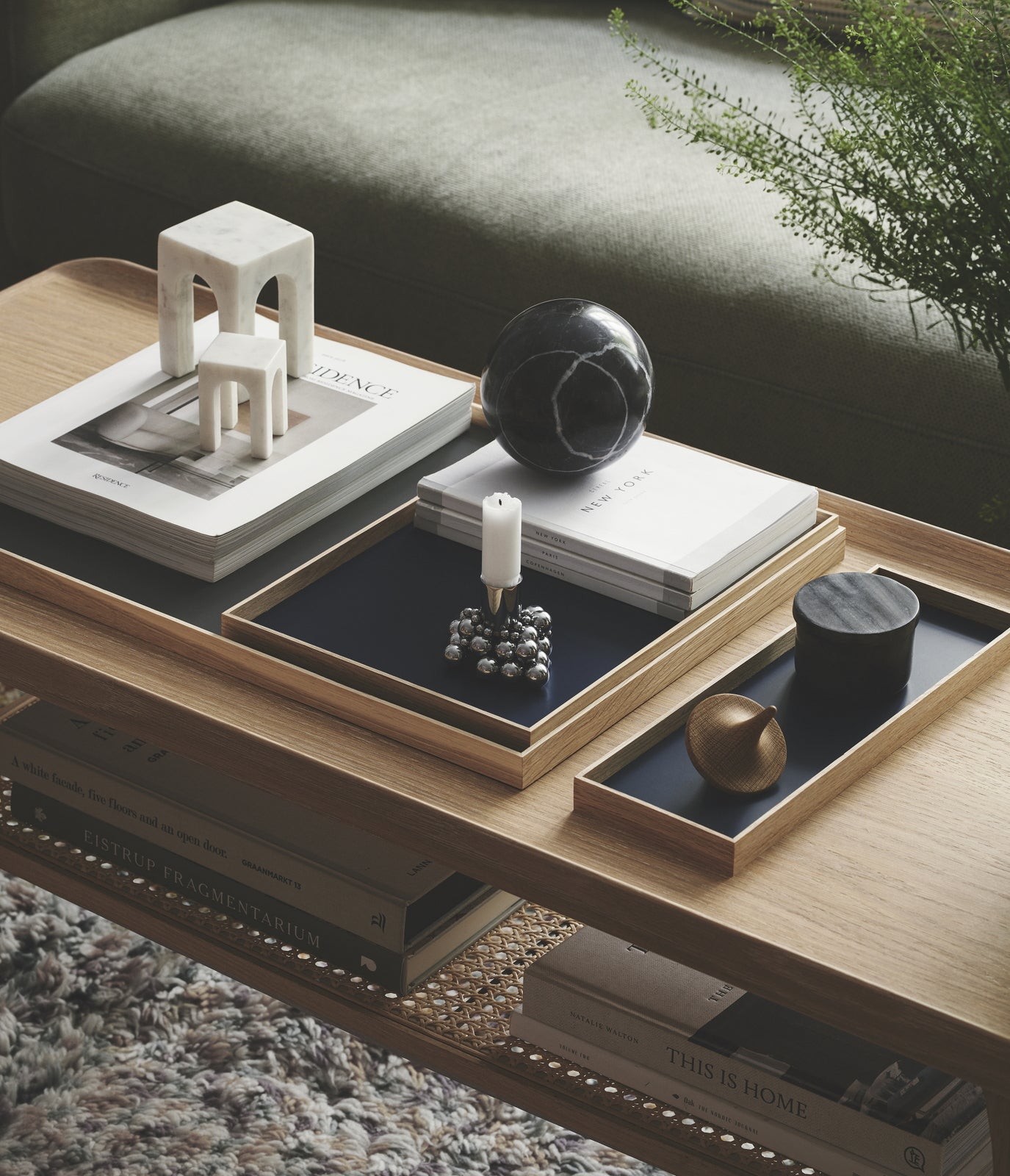 Gejst-arkis-bookend-white
