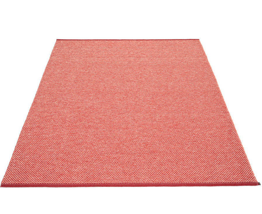 Pappelina-effi-rug-dark-red-60x8585x160