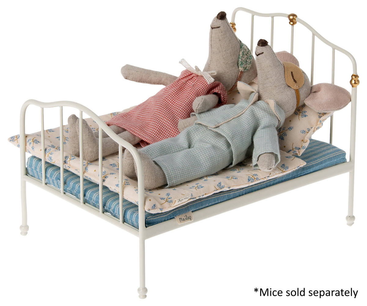 Maileg Mouse Vintage Double Bed off-white