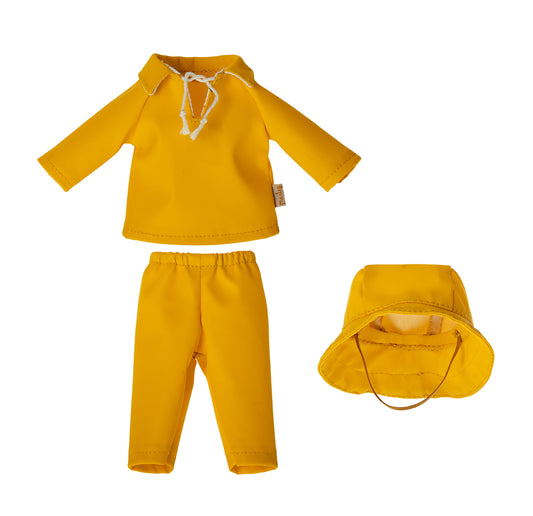 maileg-rainwear-hat-for-teddy-dad