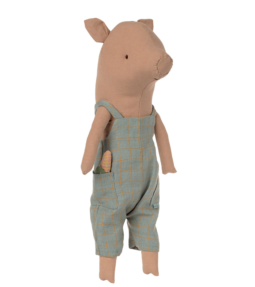 maileg-pig-in-overalls