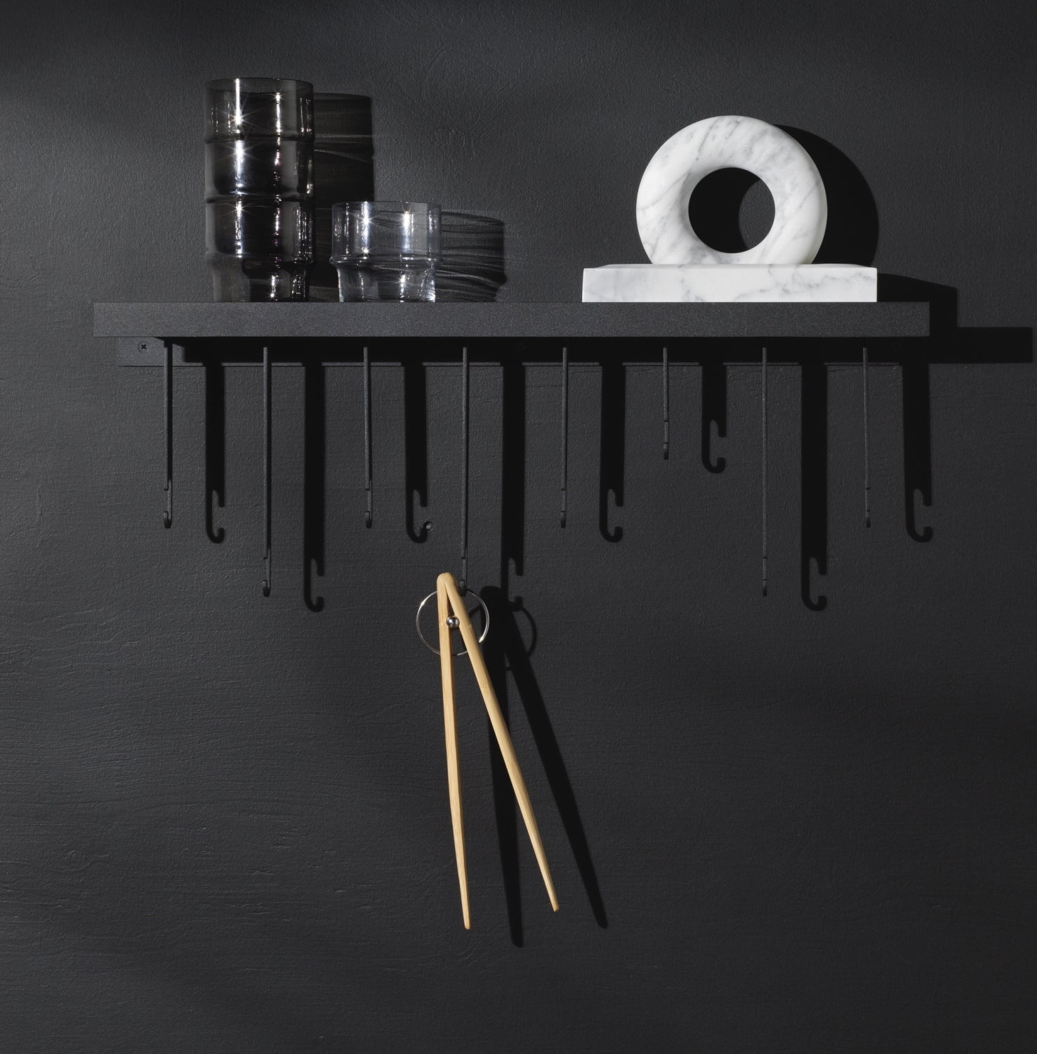 DesignHouseStockholm-pick-up-wood-large-34cm