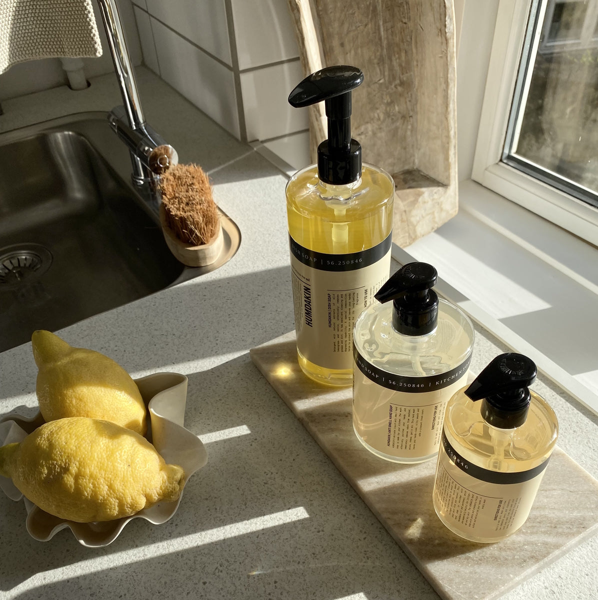 Humdakin-hand-soap-chamomile-sea-buckthorn-300ml