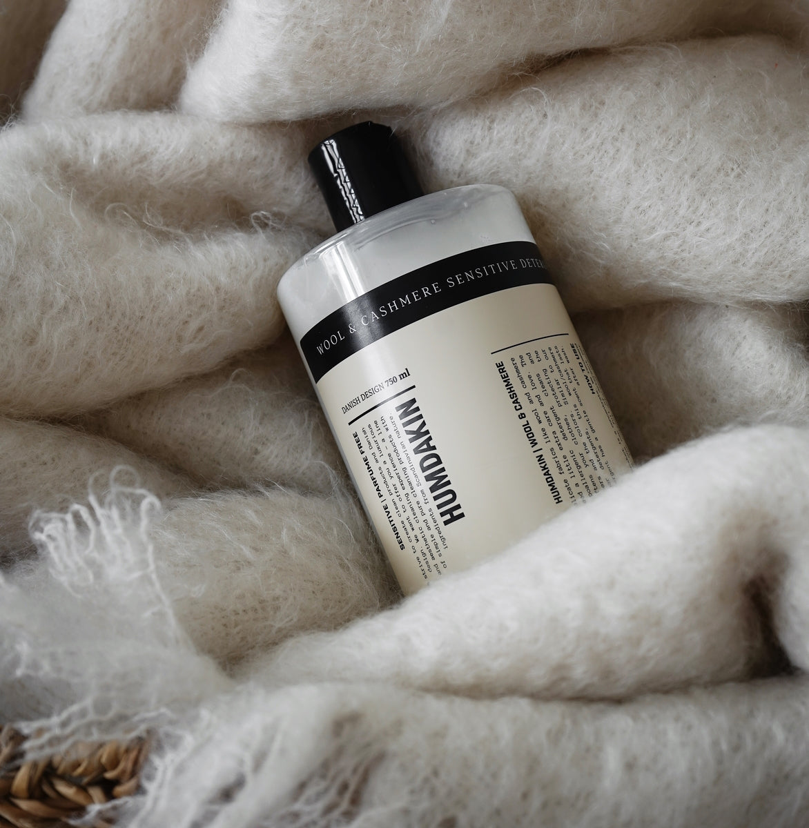 Humdakin-sensitive-wool-cashmere-detergent-750ml