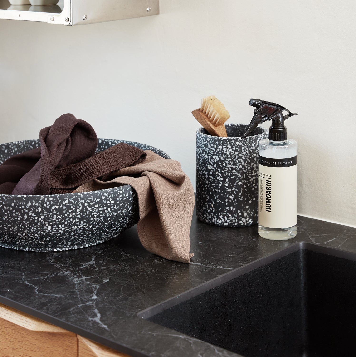 Humdakin-rome-terrazzo-bowl-black