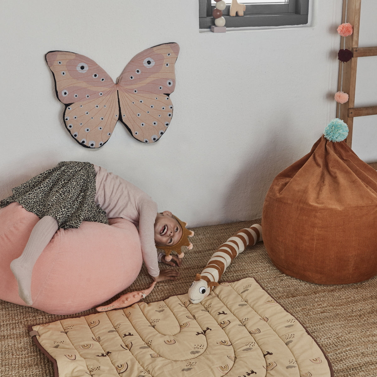 OYOY-beanbag-corduroy-coral