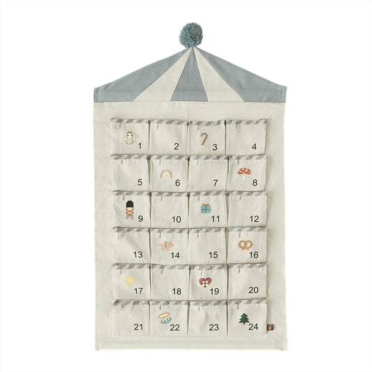 OYOY-circus-christmas-calender-blue
