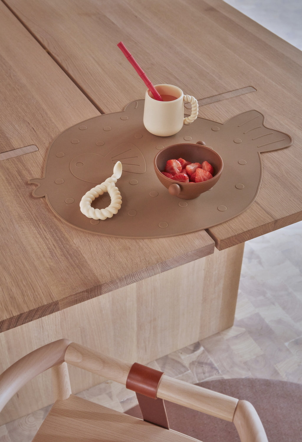 OYOY-placemat-little-finn-ice-blue