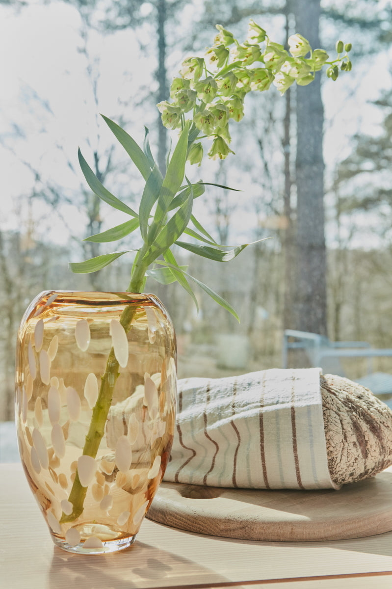 OYOY-jali-vase-medium-amber