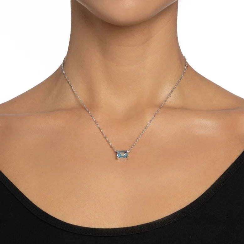 EfvaAttling-a-macaron-dream-necklace