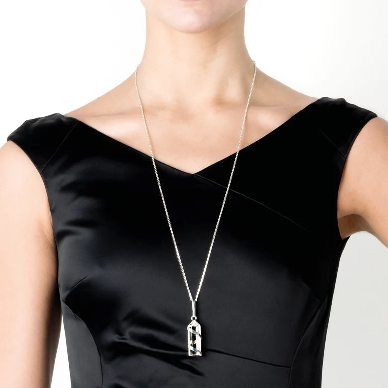 EfvaAttling-define-normal-pendant-necklace