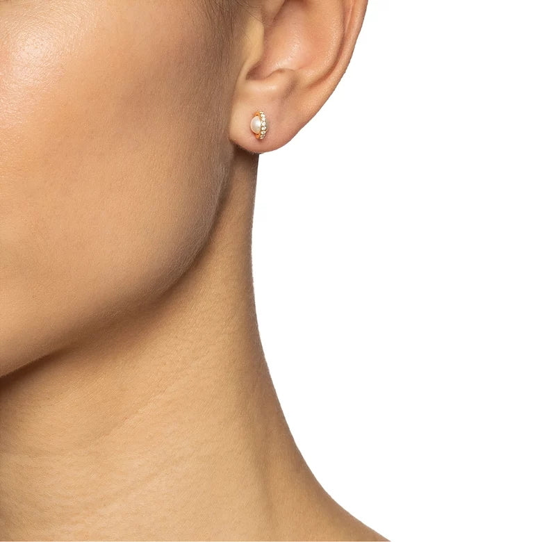 EfvaAttling-little-day-pearl-stars-earrings-gold