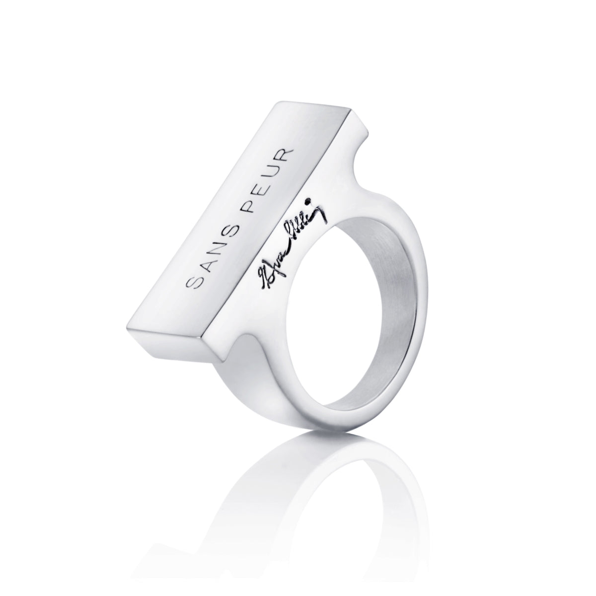 EfvaAttling-funky-ring-sans-peur