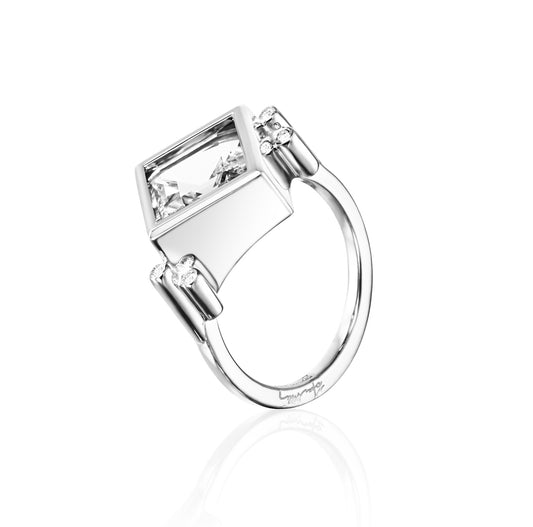 EfvaAttling-shiny-memory-ring-crystal-quartz