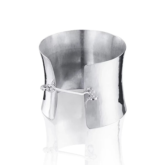 EfvaAttling-hooked-on-simone-cuff