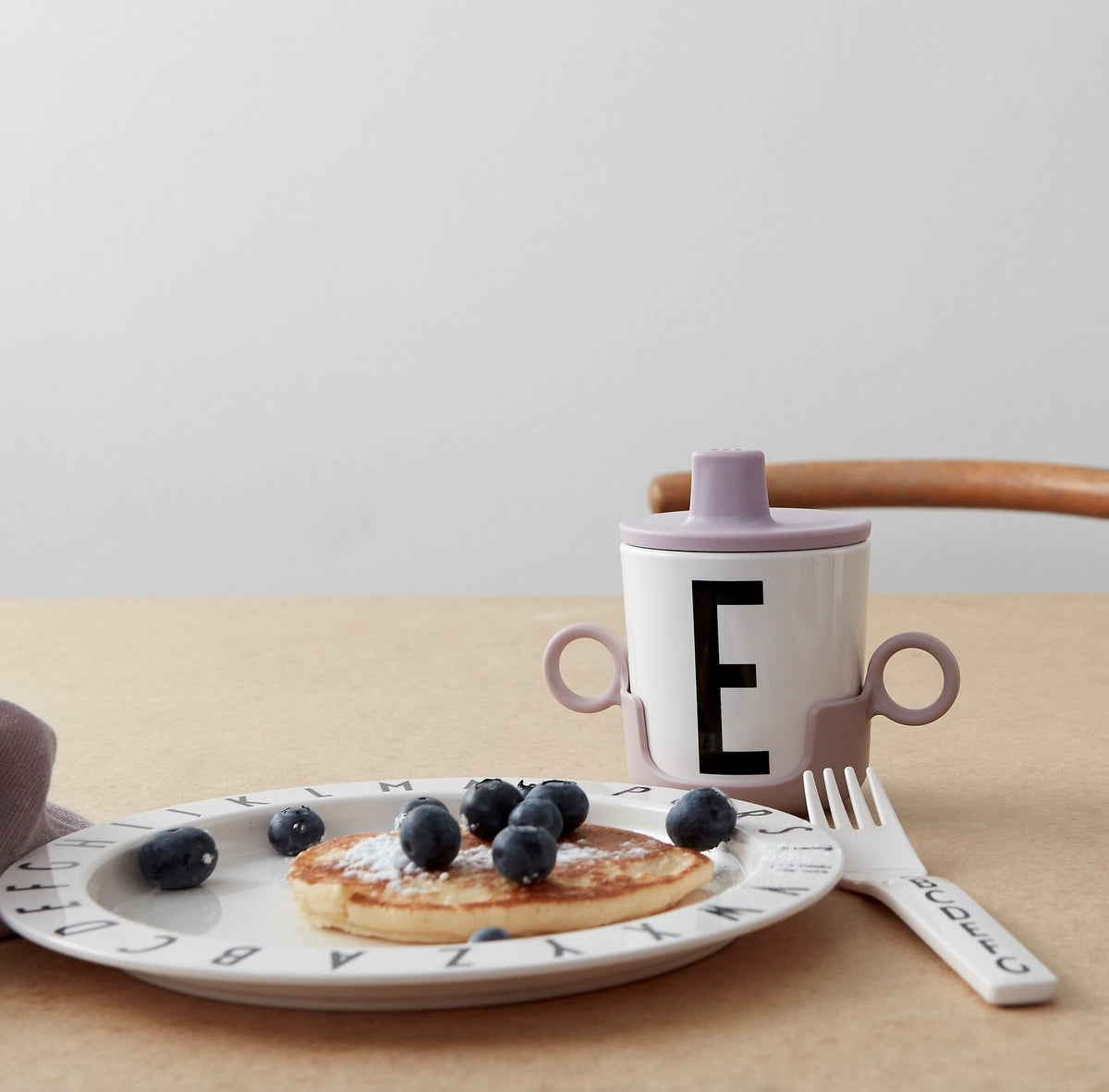 DesignLetters-drink-lid-for-melamine-cupGreen
